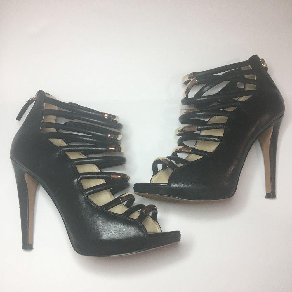 Nine West black & gold strapped heels 6.5
